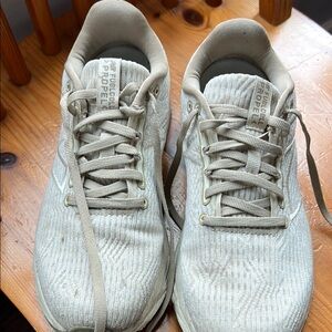 New Balance FuelCell Propel